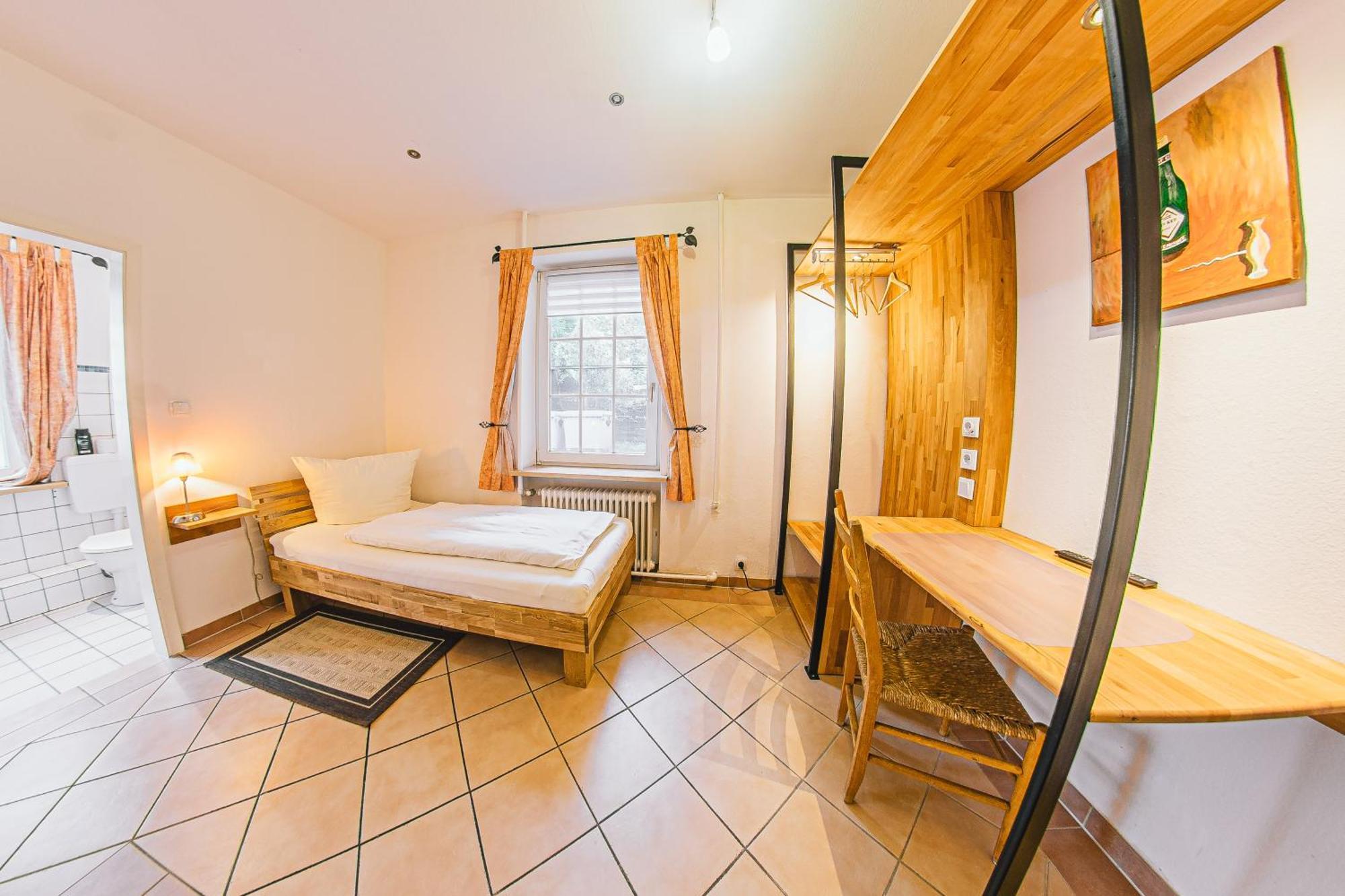 Zum Eichenfrieden Hotel Rade  Room photo